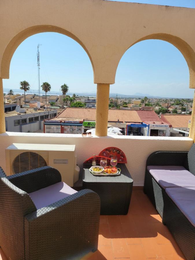 Villa House With Roof Terrace à La Mata  Extérieur photo