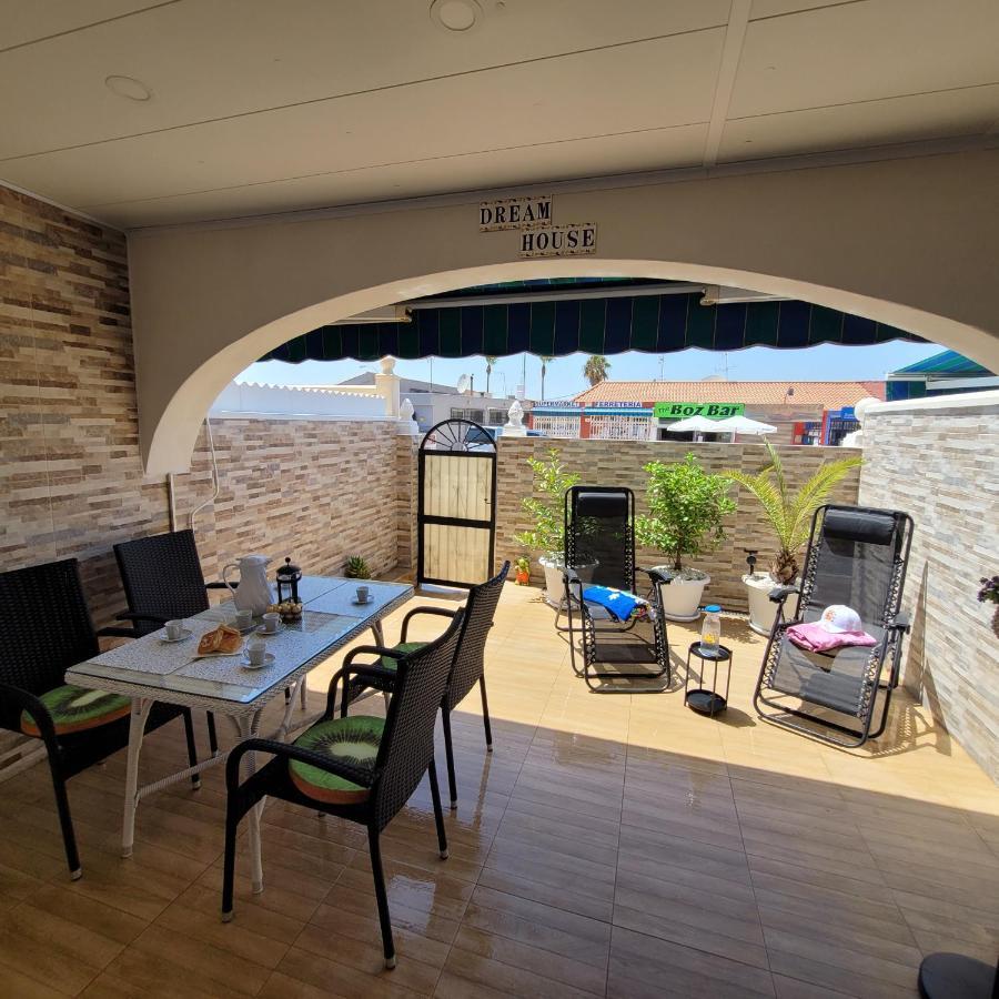 Villa House With Roof Terrace à La Mata  Extérieur photo
